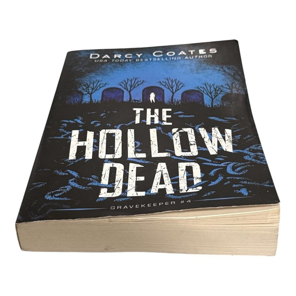 The Hollow Dead Darcy Coates Gravekeeper #4 Horror Paranormal Mystery Softcover - Picture 2 of 8